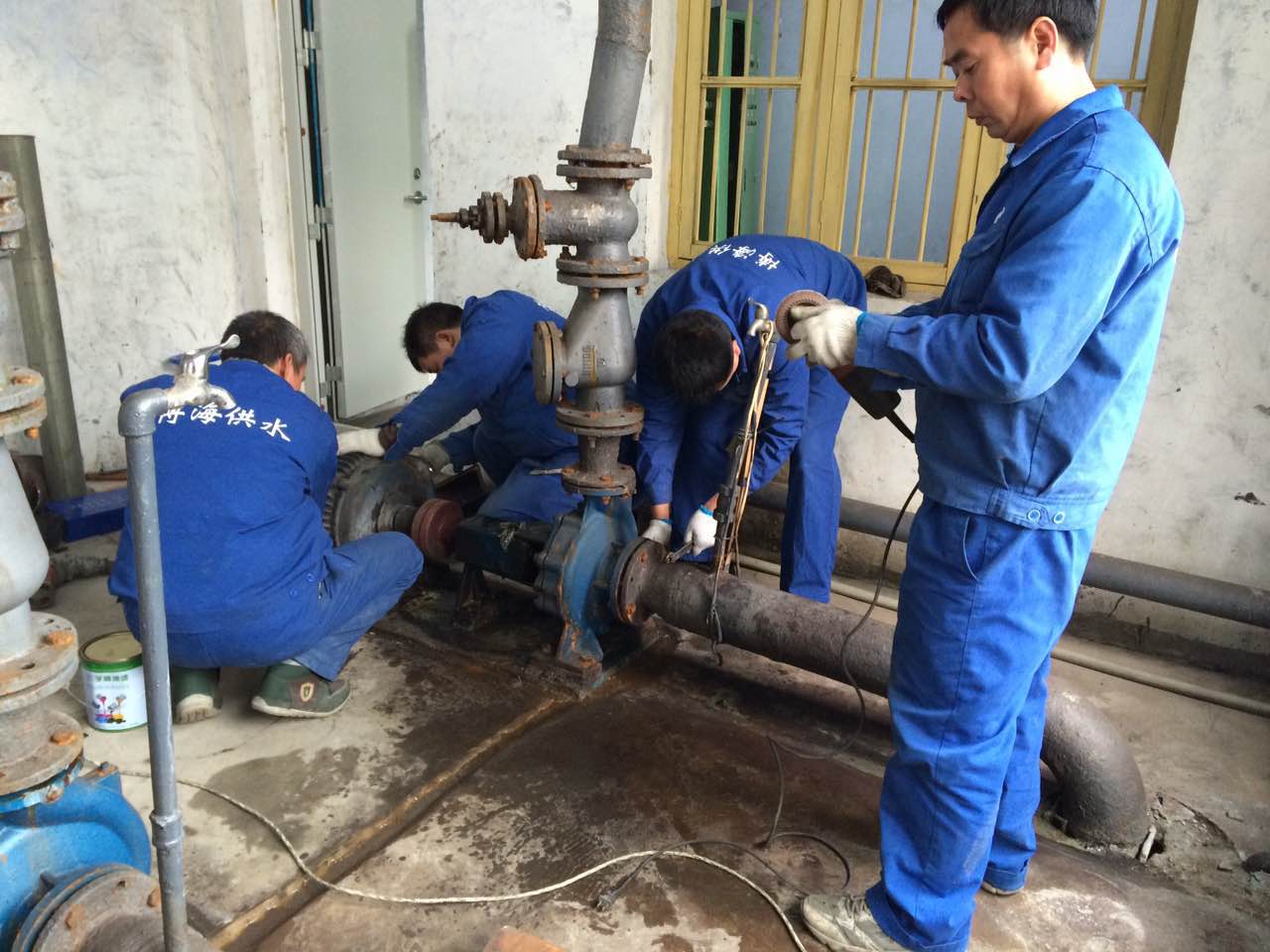 ����(ji��)���ڽY�� ���ι�ˮ���a(ch��n)���b���������\��