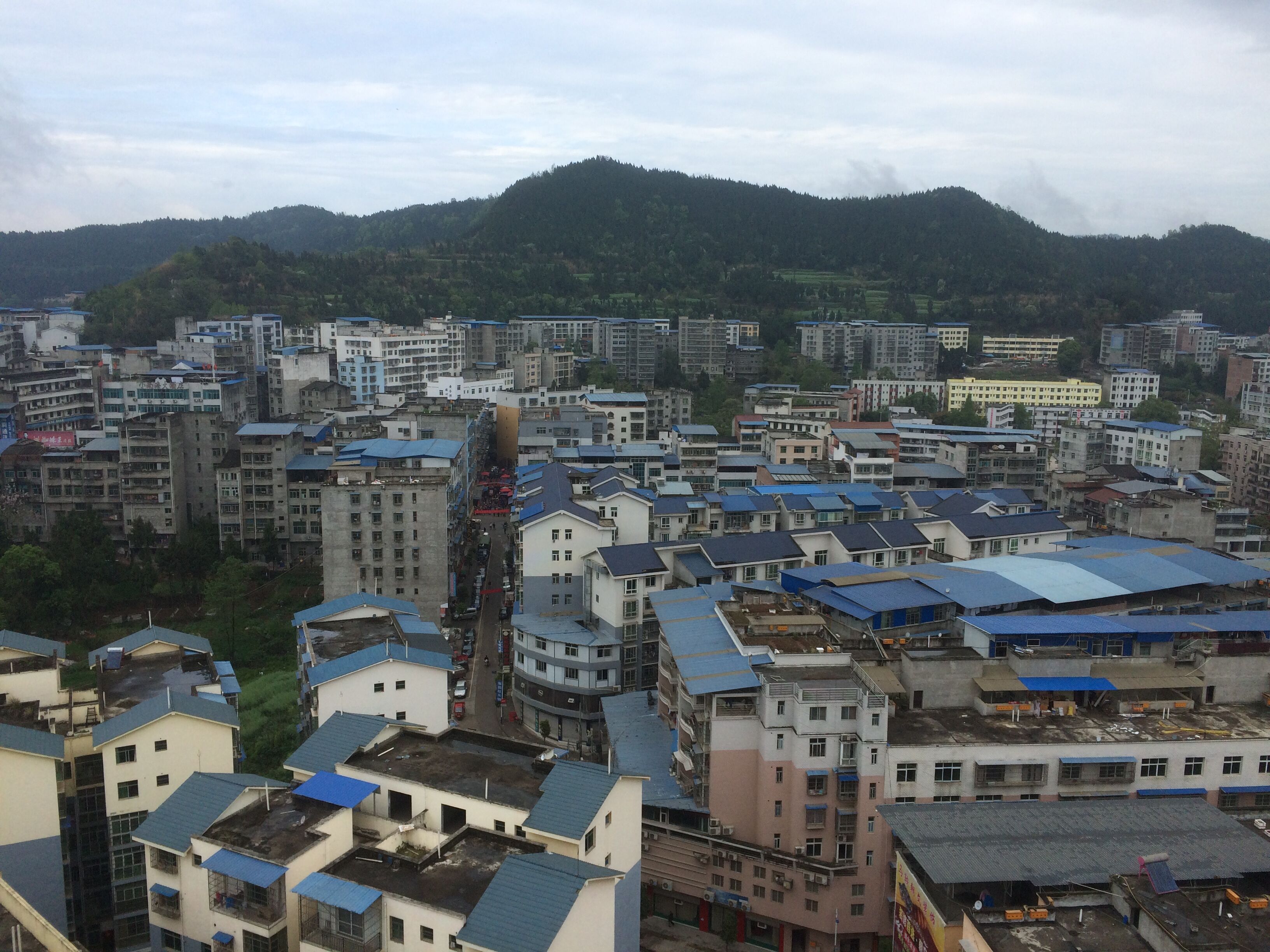 �R���(zh��n)���l(xi��ng)Է���ι�ˮ�Ŀ��������