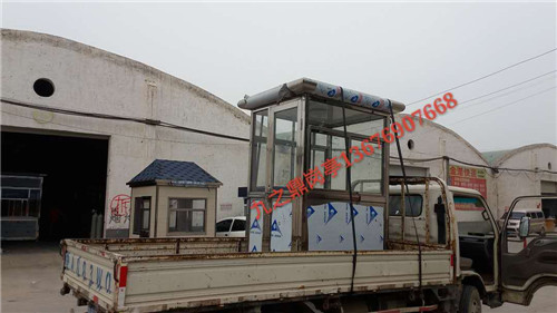 九之鼎團(tuán)隊(duì)發(fā)貨現(xiàn)場